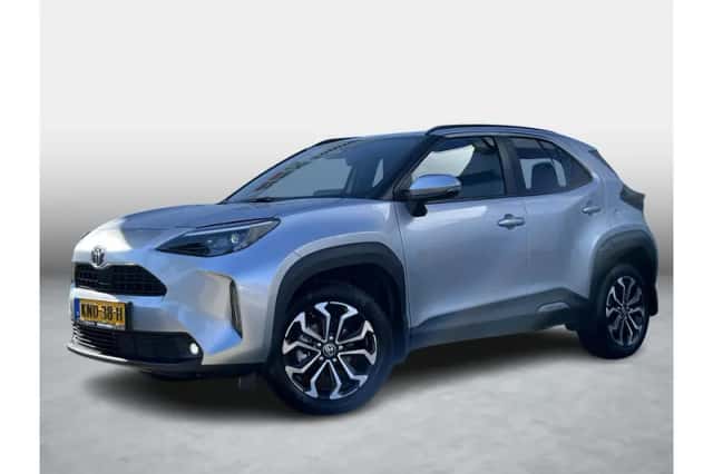Toyota Yaris Cross (2024) thumbnail 1