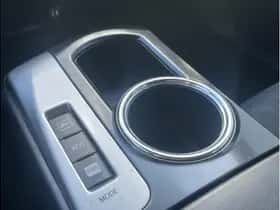 Toyota Prius (2017) thumbnail 26