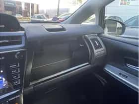 Toyota Prius (2017) thumbnail 28