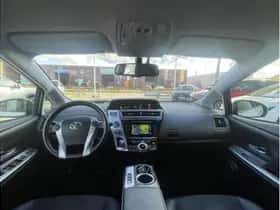 Toyota Prius (2017) thumbnail 31