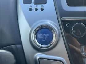 Toyota Prius (2017) thumbnail 35