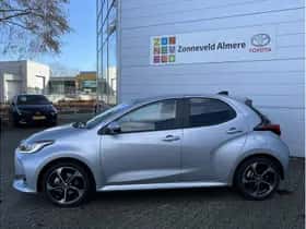 Toyota Yaris (2025) thumbnail 2