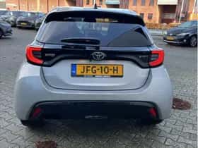 Toyota Yaris (2025) thumbnail 4
