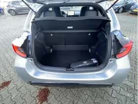 Toyota Yaris (2025) thumbnail 35