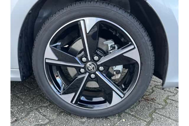 Toyota Yaris (2025) thumbnail 6