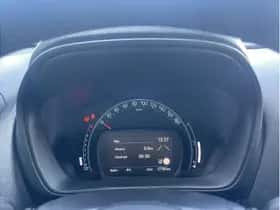 Toyota Aygo X (2024) thumbnail 15