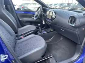 Toyota Aygo X (2024) thumbnail 10