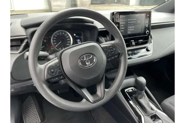 Toyota Corolla (2022) thumbnail 5