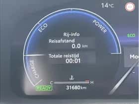 Toyota Corolla (2024) thumbnail 12