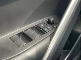 Toyota Corolla (2024) thumbnail 28