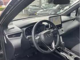 Toyota Corolla (2024) thumbnail 6