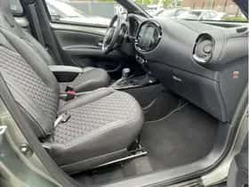 Toyota Aygo X (2022) thumbnail 10