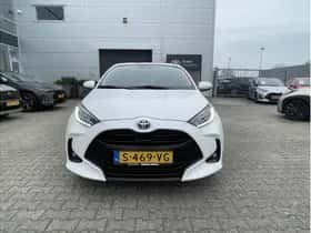 Toyota Yaris (2023) thumbnail 2