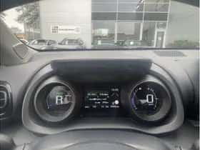 Toyota Yaris (2023) thumbnail 13