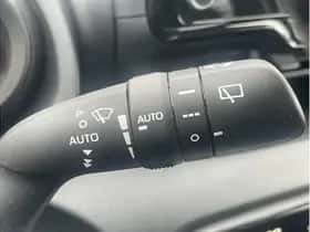 Toyota Yaris (2023) thumbnail 18