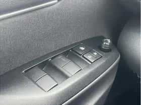 Toyota Yaris (2023) thumbnail 27