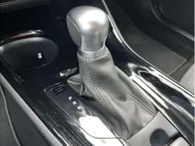 Toyota C-HR (2021) thumbnail 14