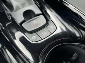Toyota C-HR (2021) thumbnail 15