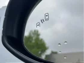 Toyota C-HR (2021) thumbnail 25