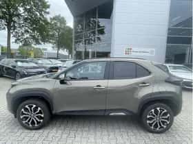 Toyota Yaris Cross (2025) thumbnail 2