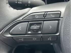 Toyota Yaris Cross (2025) thumbnail 16