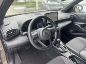 Toyota Yaris Cross (2025) thumbnail 6