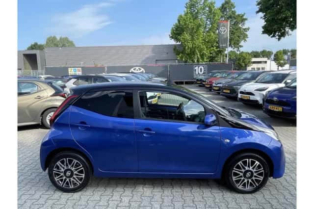 Toyota Aygo (2019) thumbnail 4