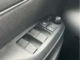Toyota Yaris (2026) thumbnail 9