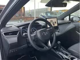 Toyota Corolla (2025) thumbnail 6