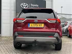 Toyota RAV4 (2021) thumbnail 5