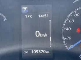 Toyota Yaris (2019) thumbnail 12