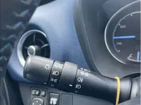 Toyota Yaris (2019) thumbnail 15