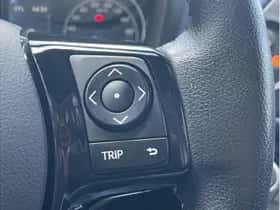 Toyota Yaris (2019) thumbnail 18