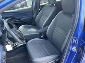 Toyota Yaris (2019) thumbnail 7