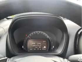 Toyota Aygo X (2023) thumbnail 14