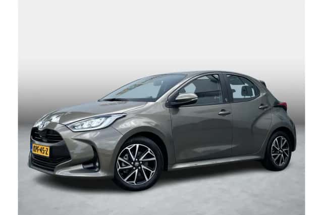 Toyota Yaris (2023) thumbnail 1