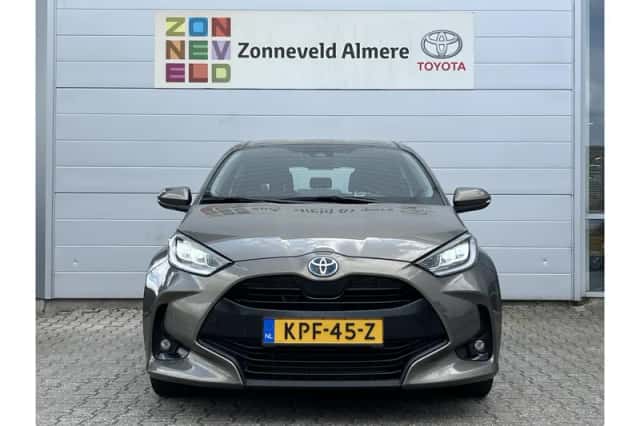 Toyota Yaris (2023) thumbnail 4