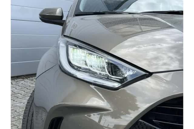 Toyota Yaris (2023) thumbnail 5