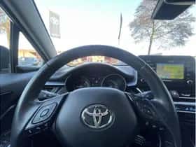 Toyota C-HR (2020) thumbnail 17