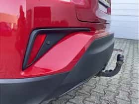 Toyota C-HR (2020) thumbnail 33
