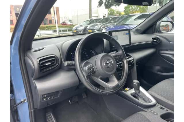 Toyota Yaris Cross (2022) thumbnail 6