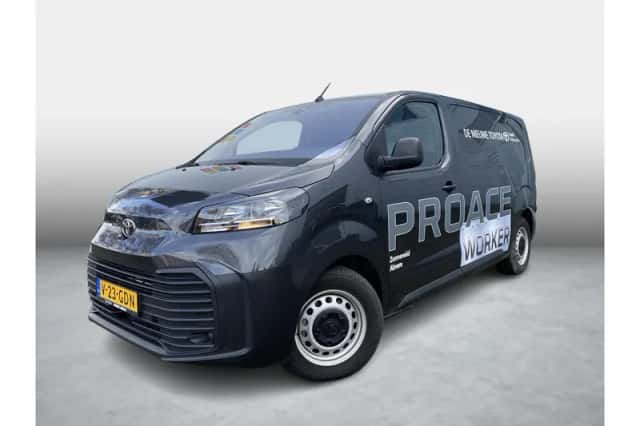 Toyota Proace (2024) thumbnail 1