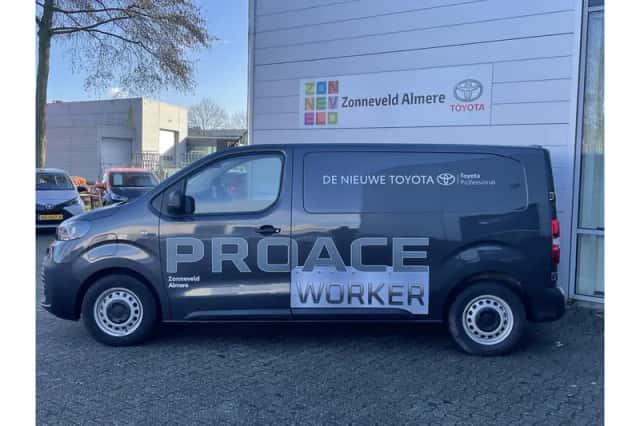 Toyota Proace (2024) thumbnail 2