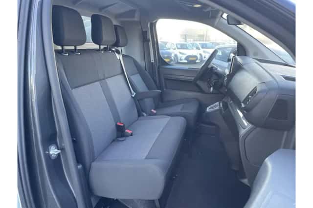 Toyota Proace (2024) thumbnail 4