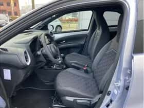 Toyota Aygo X (2025) thumbnail 14