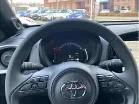 Toyota Aygo X (2025) thumbnail 17