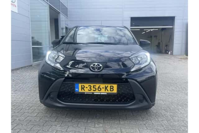 Toyota Aygo X (2022) thumbnail 3