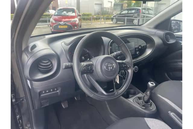 Toyota Aygo X (2022) thumbnail 6