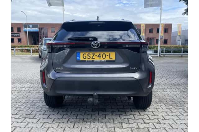 Toyota Yaris Cross (2024) thumbnail 5