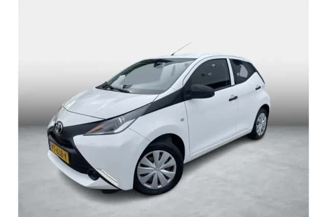 Toyota Aygo (2017) thumbnail 1
